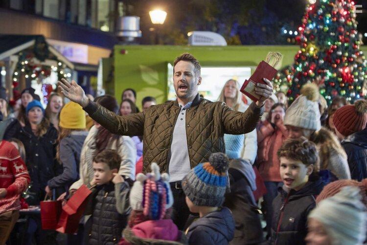 Niall Matter in A Christmas Together with You (2021)