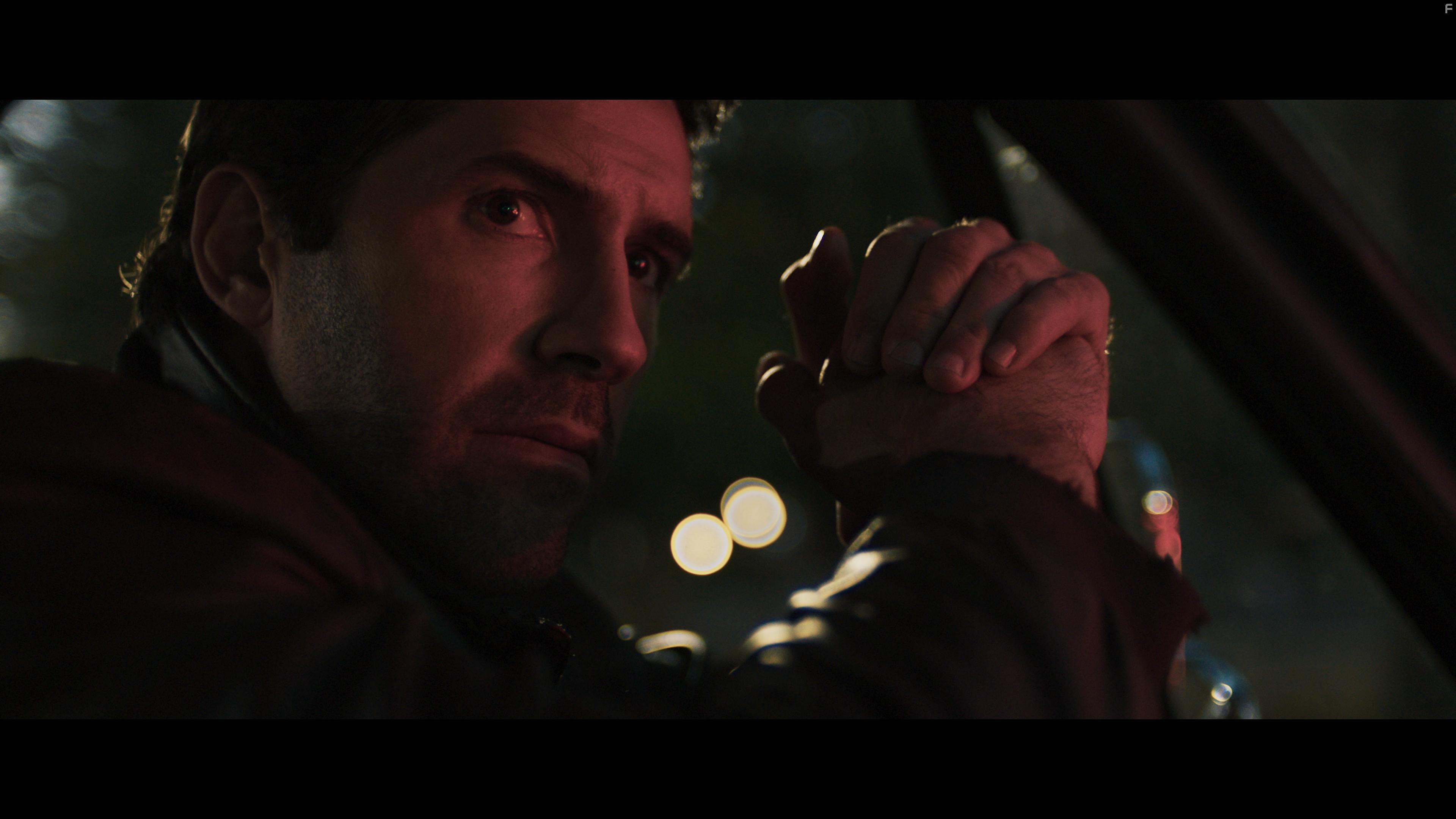 Scott Adkins in Castle Falls (2021)