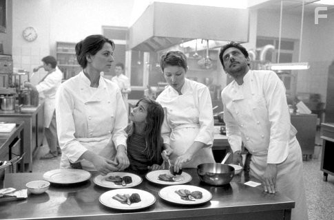 (Left to right) Martina Gedeck as Martha, Maxime Foerste as Lina, Katja Studt as Lea, and Sergio Castellitto as Mario