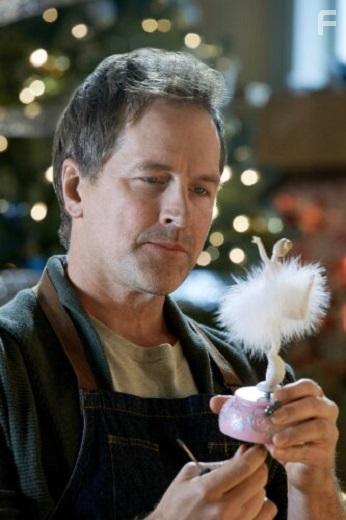 Paul Greene in Christmas CEO (2021)