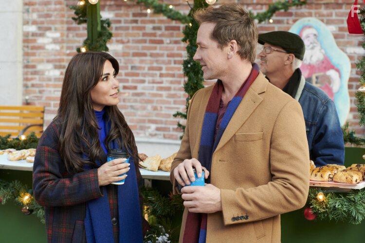Marisol Nichols and Paul Greene in Christmas CEO (2021)