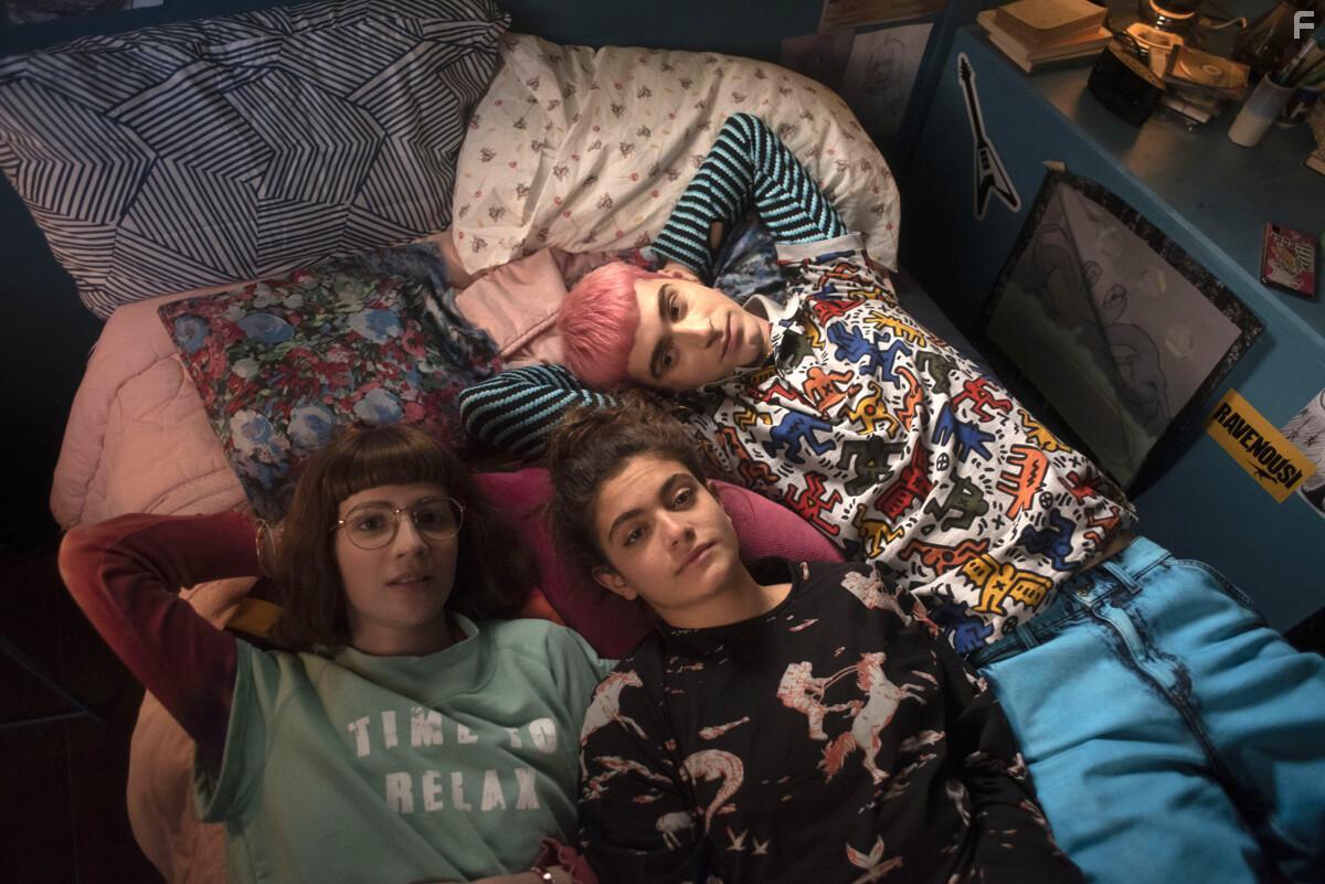 Isabella Mottinelli, Luca Maria Vannuccini, and Aurora Giovinazzo in Anni da cane (2021)