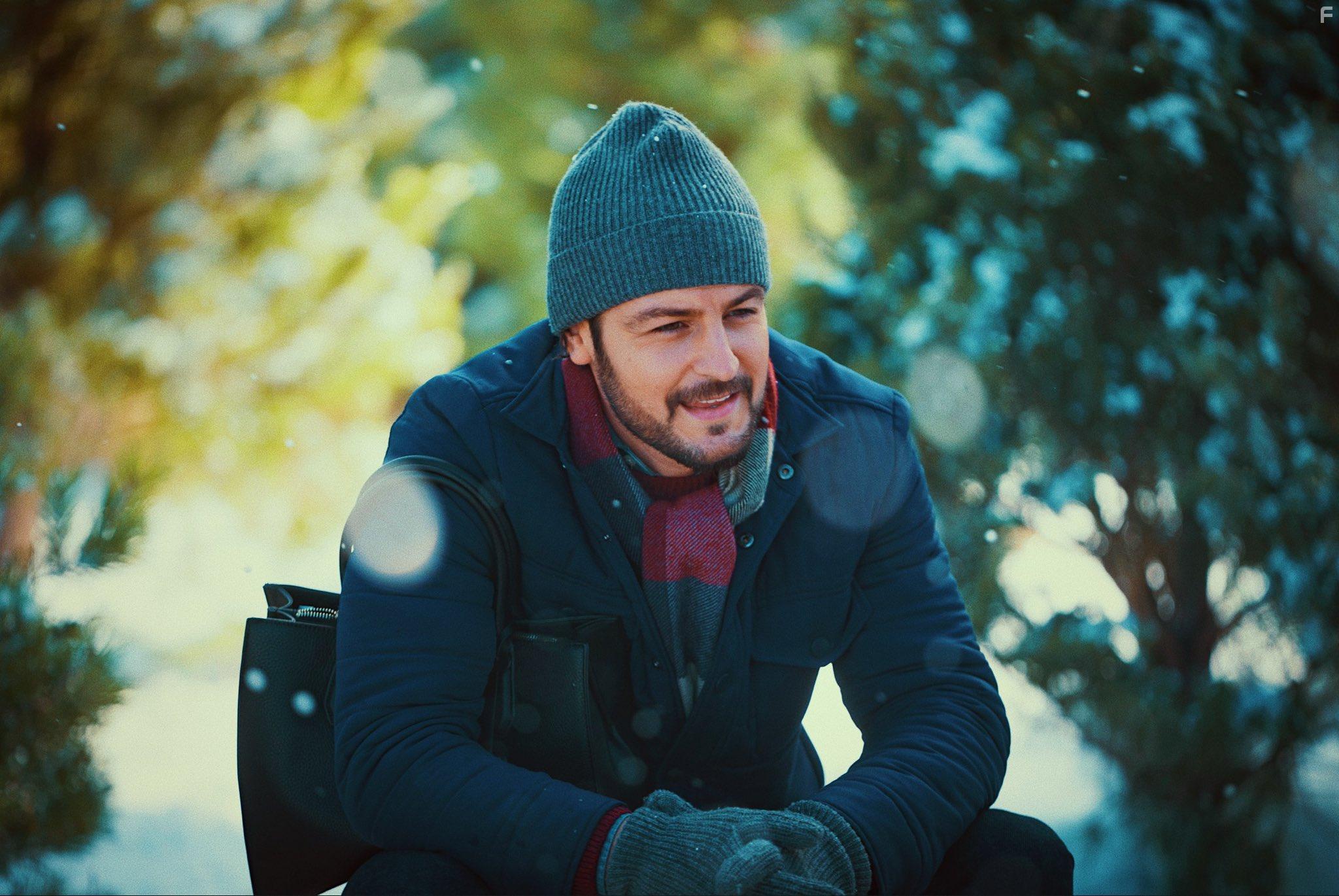 Tyler Hynes in On the 12th Date of Christmas (2020)