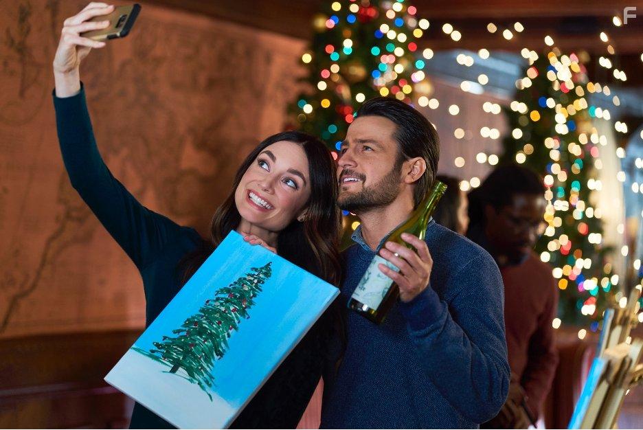 Tyler Hynes and Mallory Jansen in On the 12th Date of Christmas (2020)