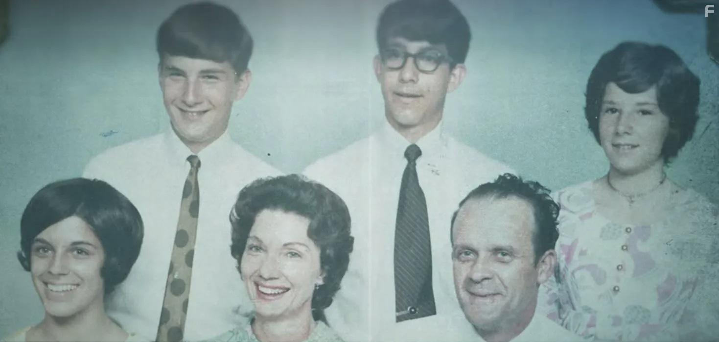 Monsters Inside: The 24 Faces of Billy Milligan (2021)