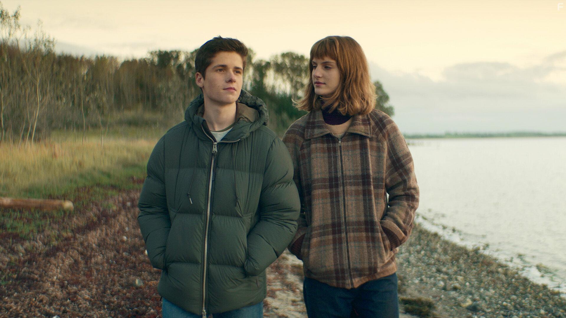 Vivelill Sgaard Holm and Milo Campanale in Nisser (2021)