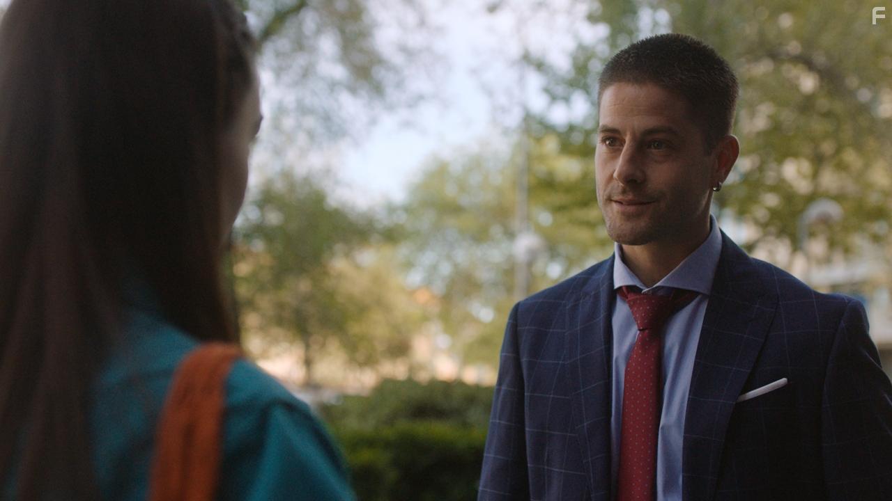 Maggie Garca and Luis Fernndez in Los Protegidos: El regreso (2021)