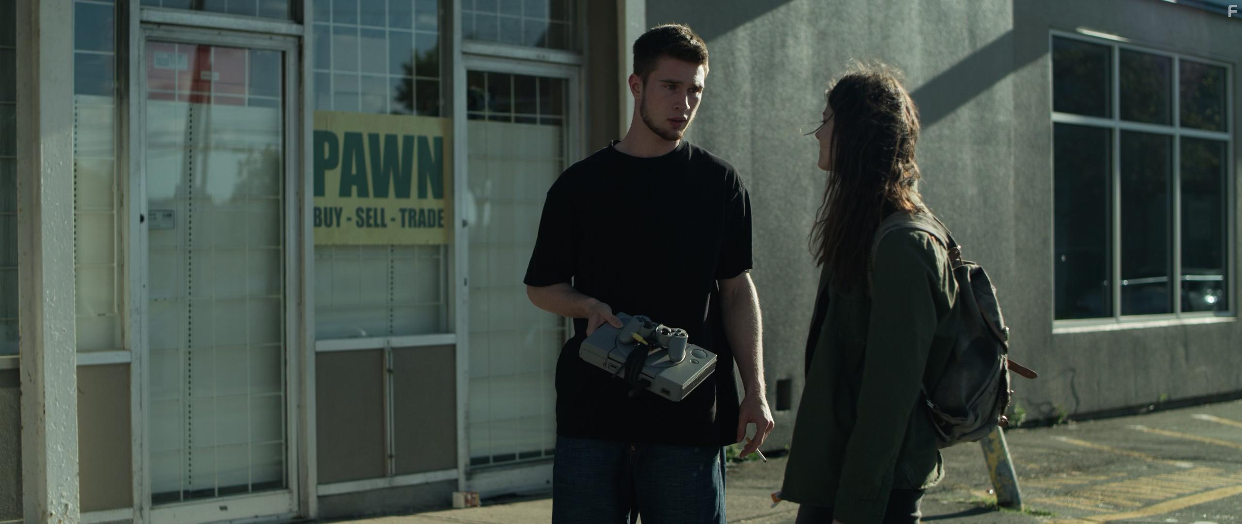 Jessica Clement and Calem MacDonald in Night Blooms (2021)