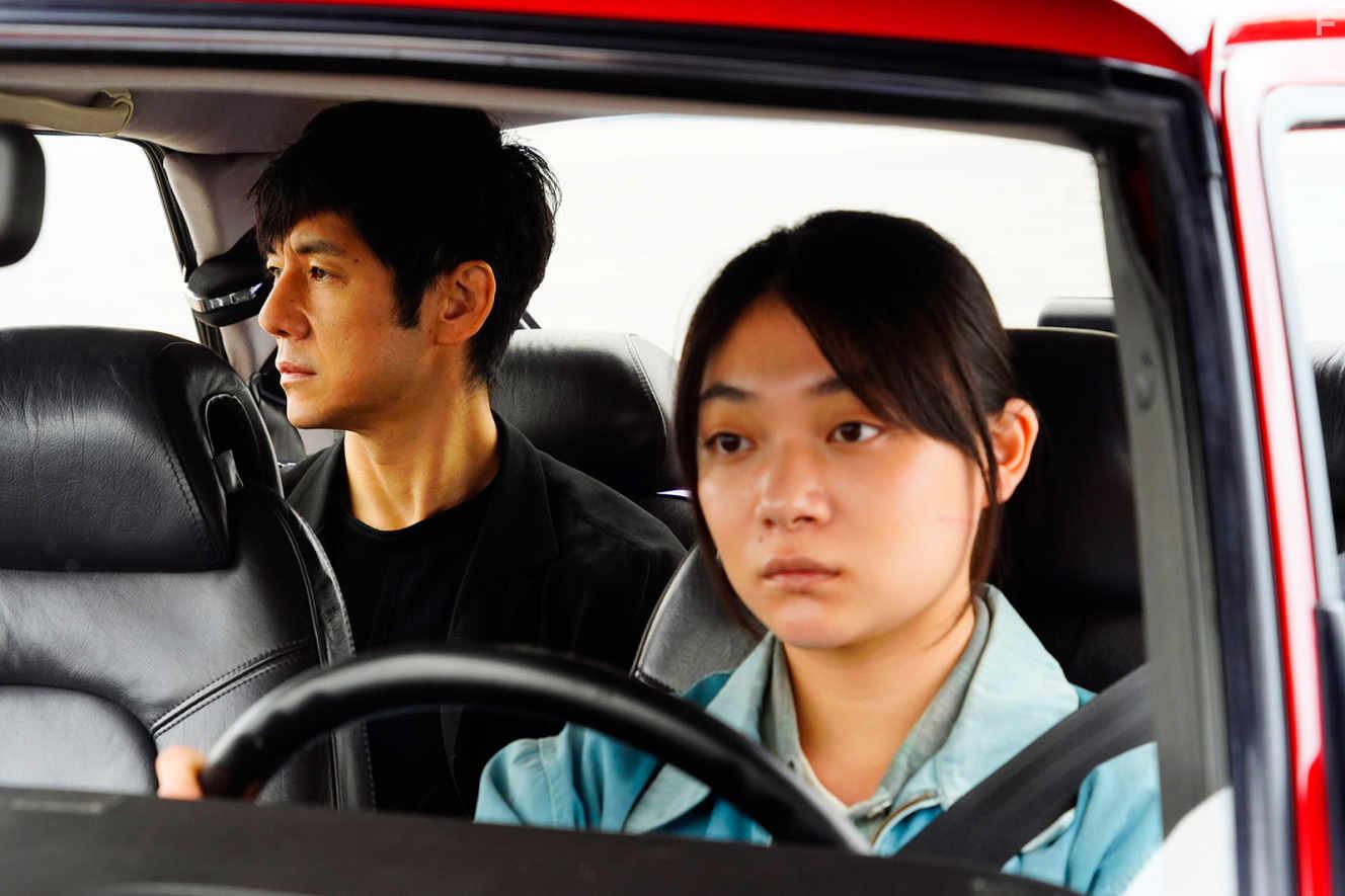 Hidetoshi Nishijima and Tko Miura in Drive My Car (2021)