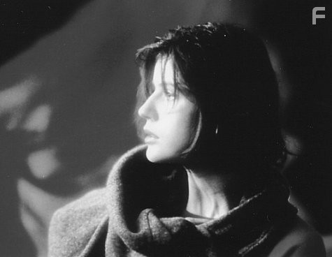 Ir?ne Jacob in Три цвета: Красный (1994)