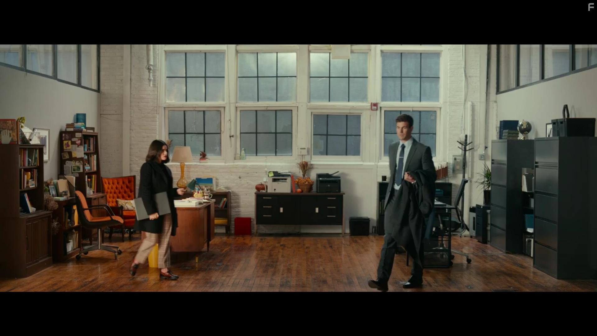 Lucy Hale and Austin Stowell in The Hating Game (2021)