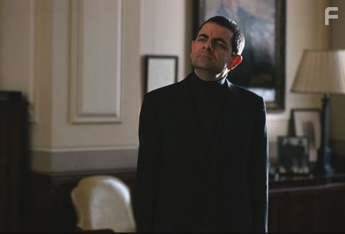 Rowan Atkinson in Агент Джонни Инглиш (2003)