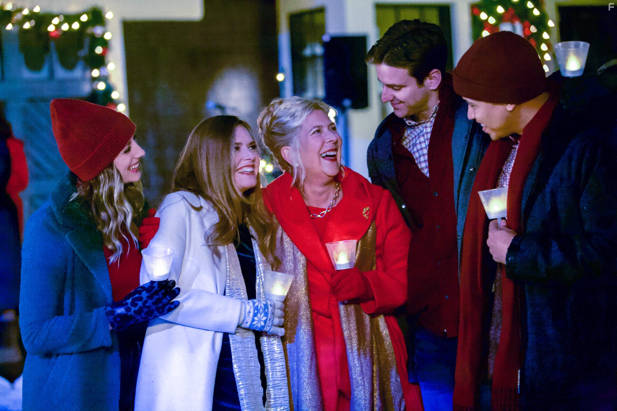 Frances Flanagan, Maggie Lawson, Matt Visser, Marlie Collins, and Ian Collins in A Lot Like Christmas (2021)