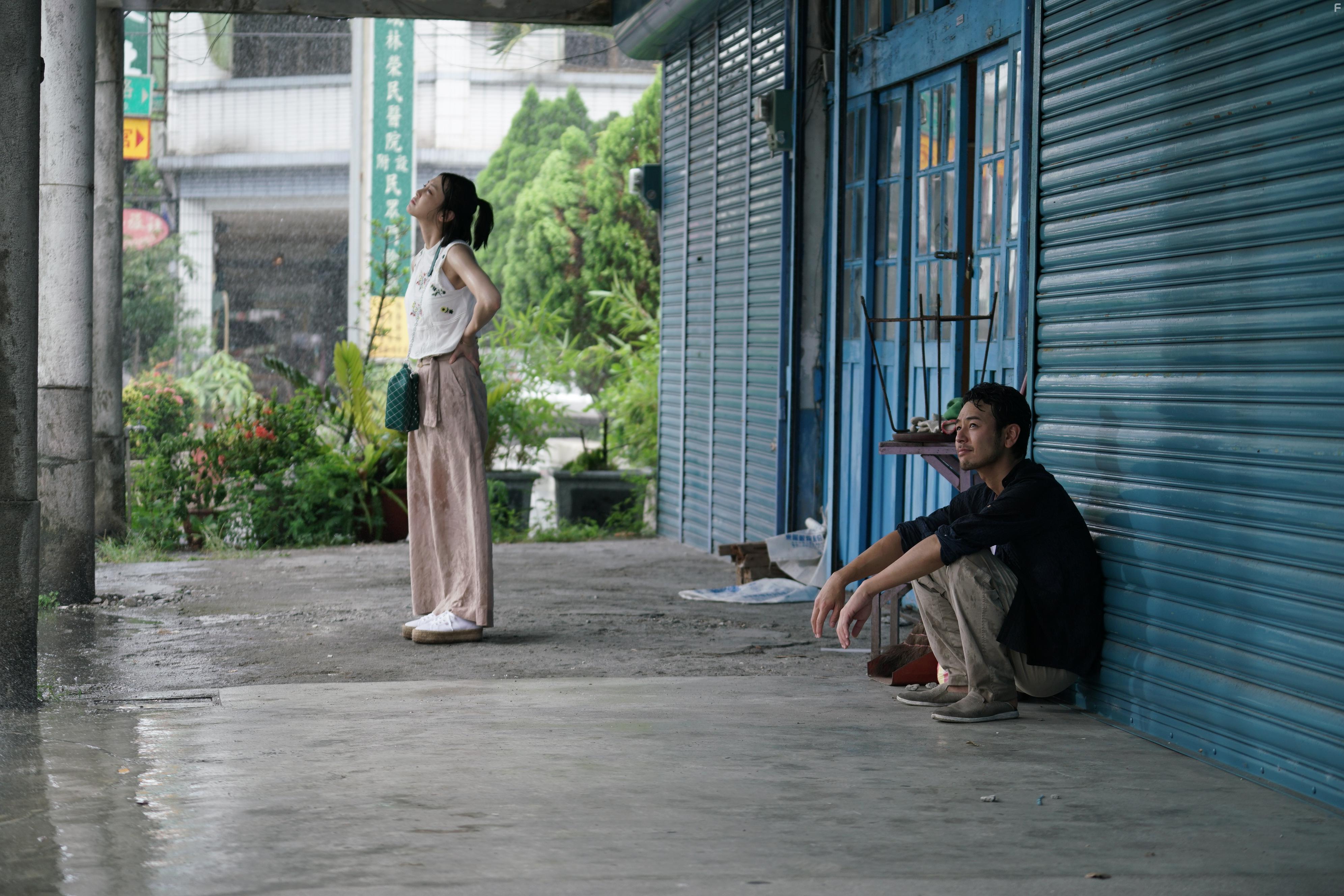 Satoshi Tsumabuki and Nikki Hsieh in Paradise Next (2019)