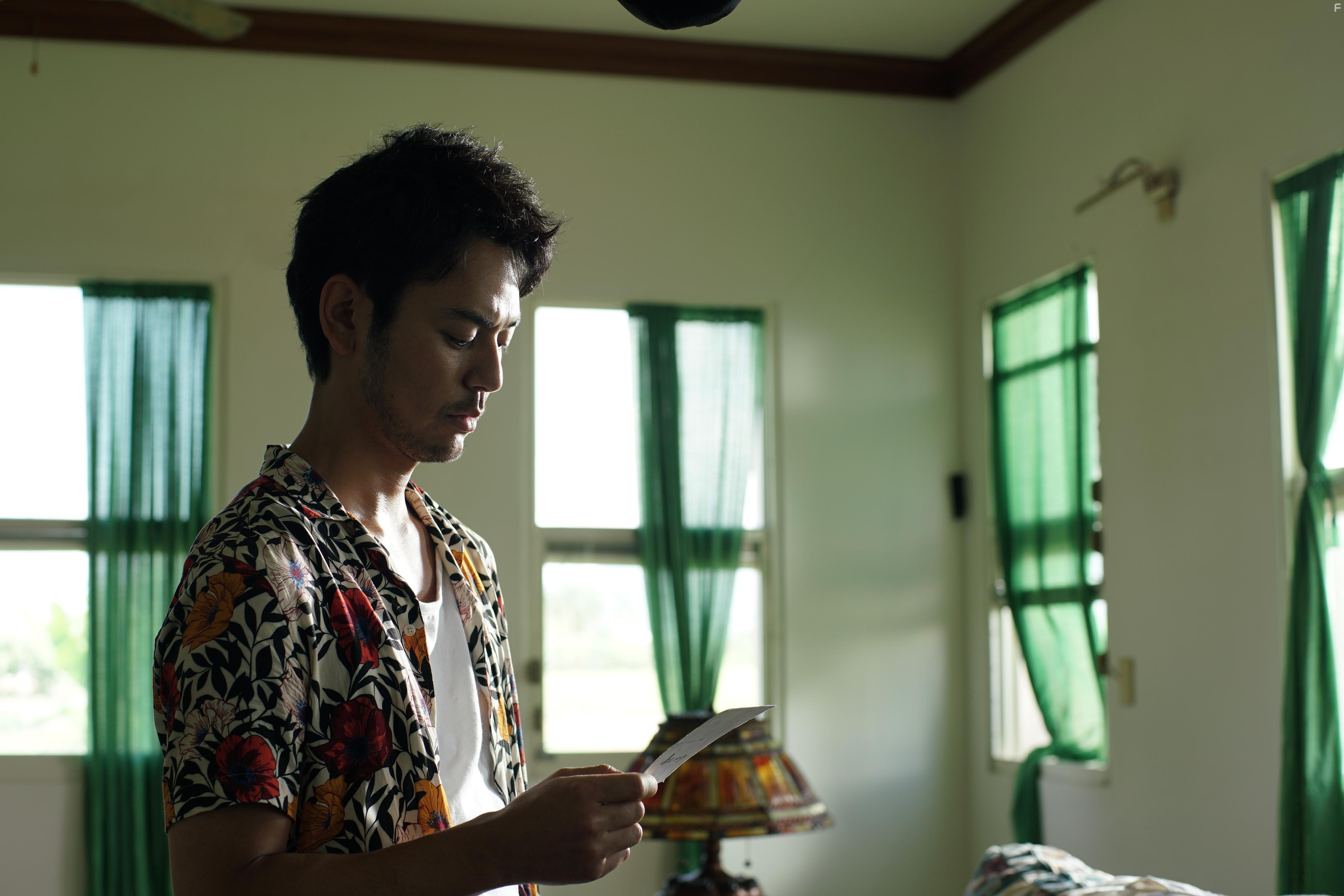 Satoshi Tsumabuki in Paradise Next (2019)