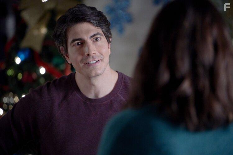 Brandon Routh and Kimberley Sustad in The Nine Kittens of Christmas (2021)
