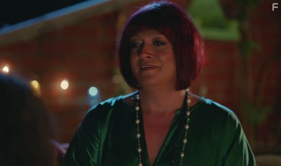 Ayta Szeri in Ilk Ve Son (2021)