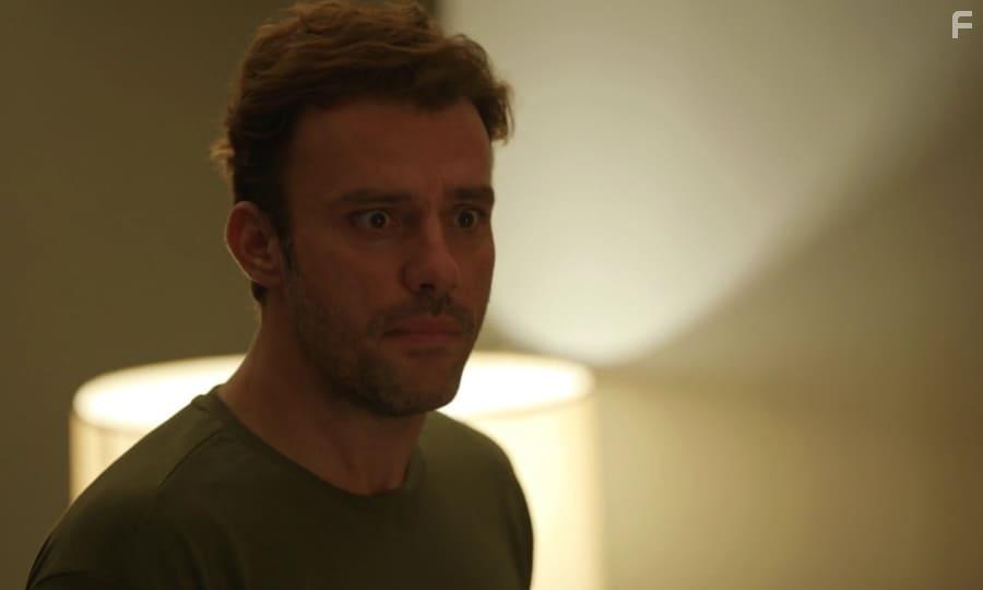 Salih Bademci in Ilk Ve Son (2021)