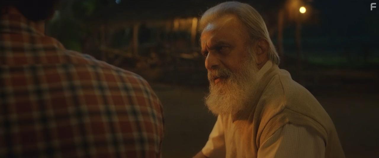 Minnal Murali (2021)