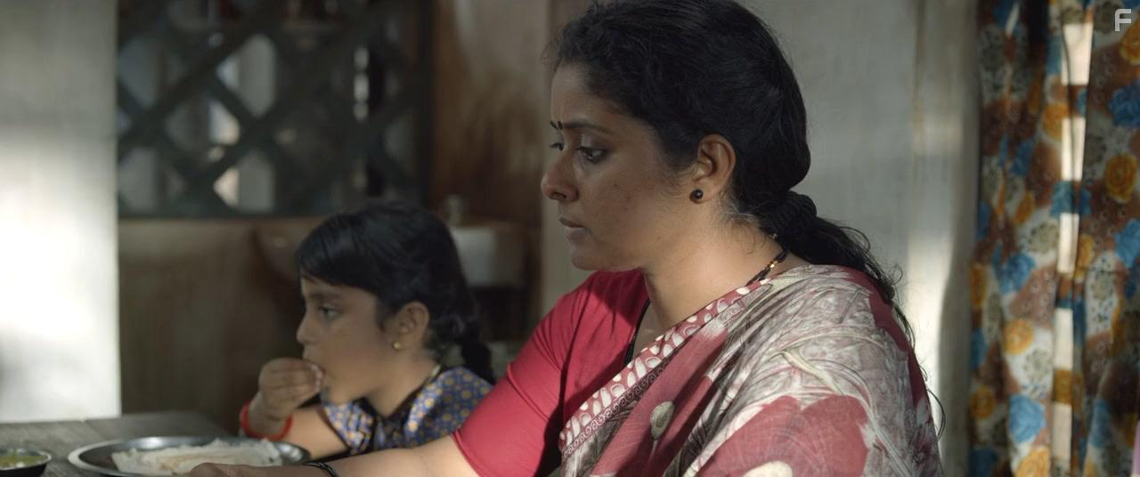 Minnal Murali (2021)