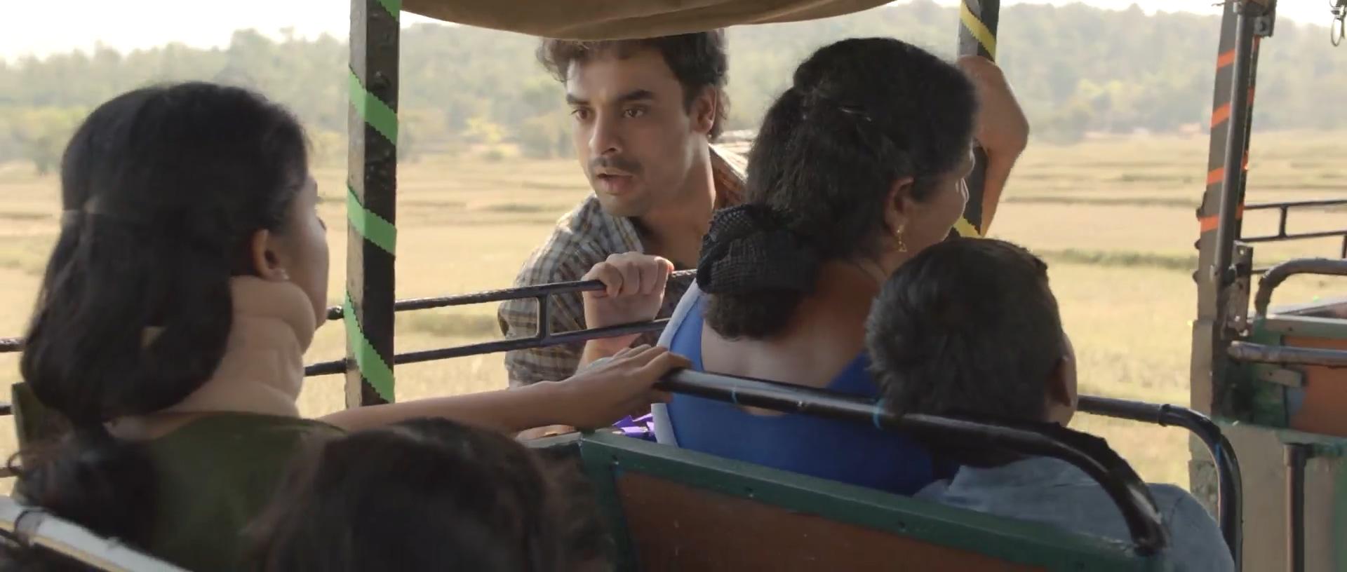 Minnal Murali (2021)