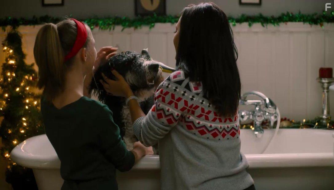 Tristin Mays in The Christmas Sitters (2020)