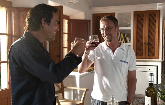 Ben Chaplin and John Simm in Бешеные псы (2011)