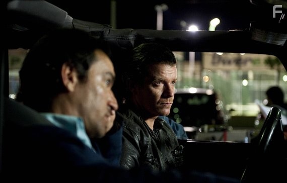 Max Beesley in Бешеные псы (2011)