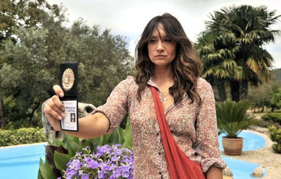 Mar?a Botto in Бешеные псы (2011)