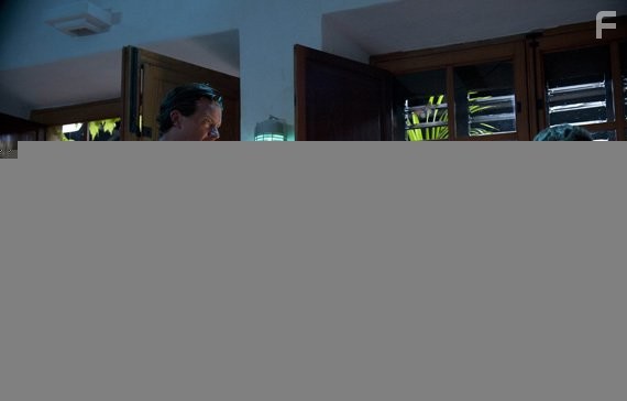 Max Beesley in Бешеные псы (2011)