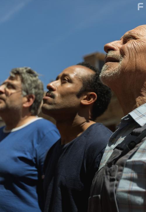 Sis dies corrents (2021)