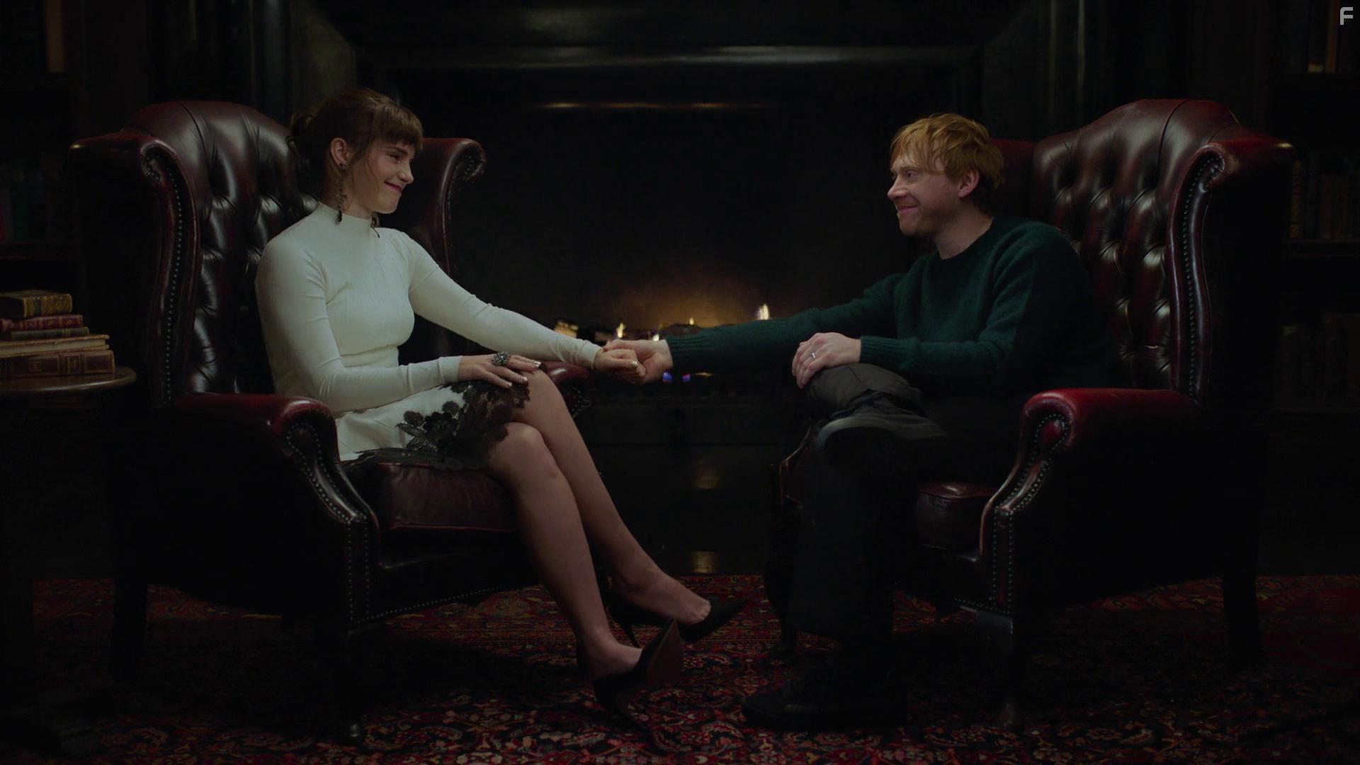 Rupert Grint and Emma Watson in Harry Potter 20th Anniversary: Return to Hogwarts (2022)