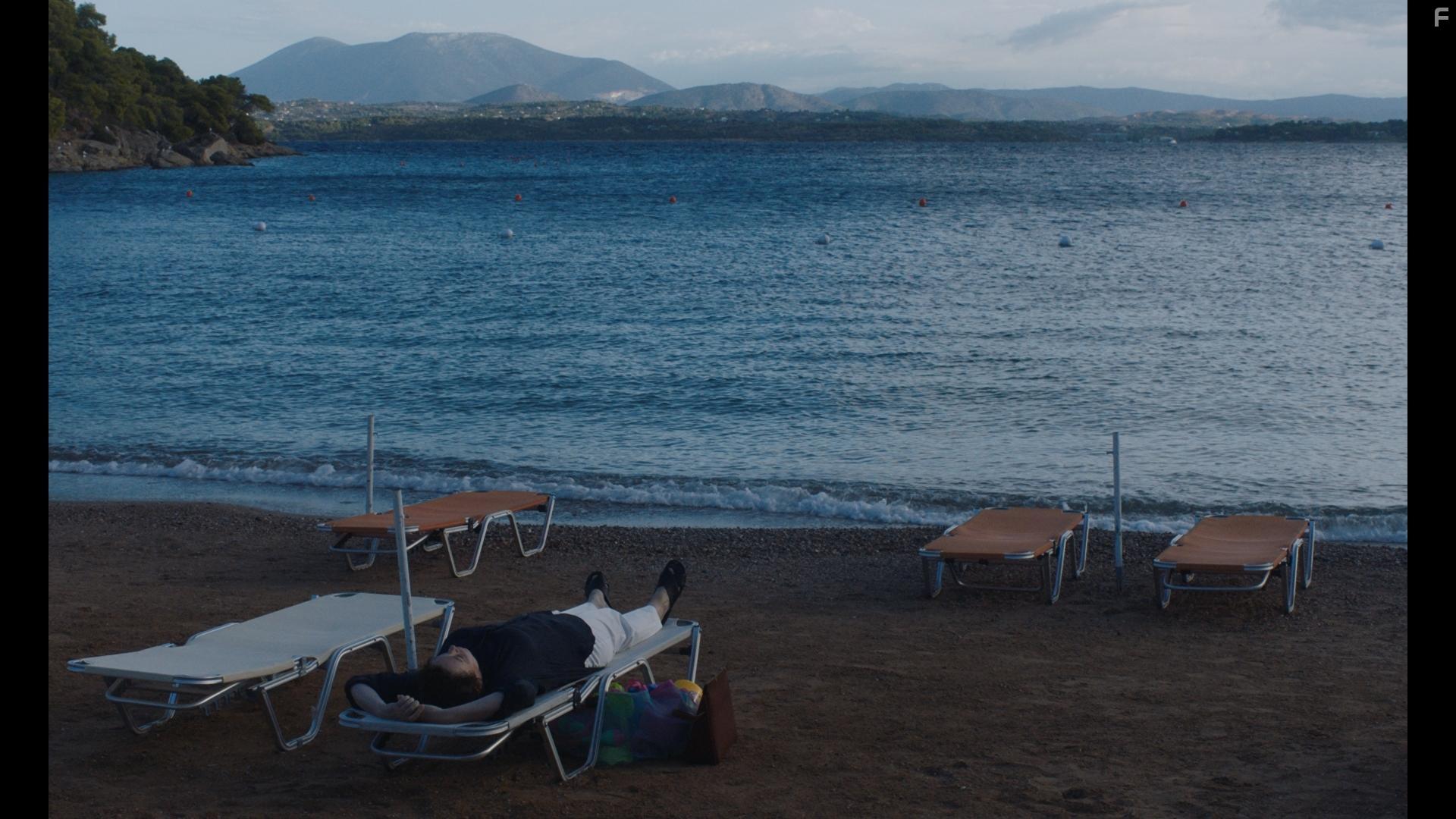 Olivia Colman in The Lost Daughter (2021)