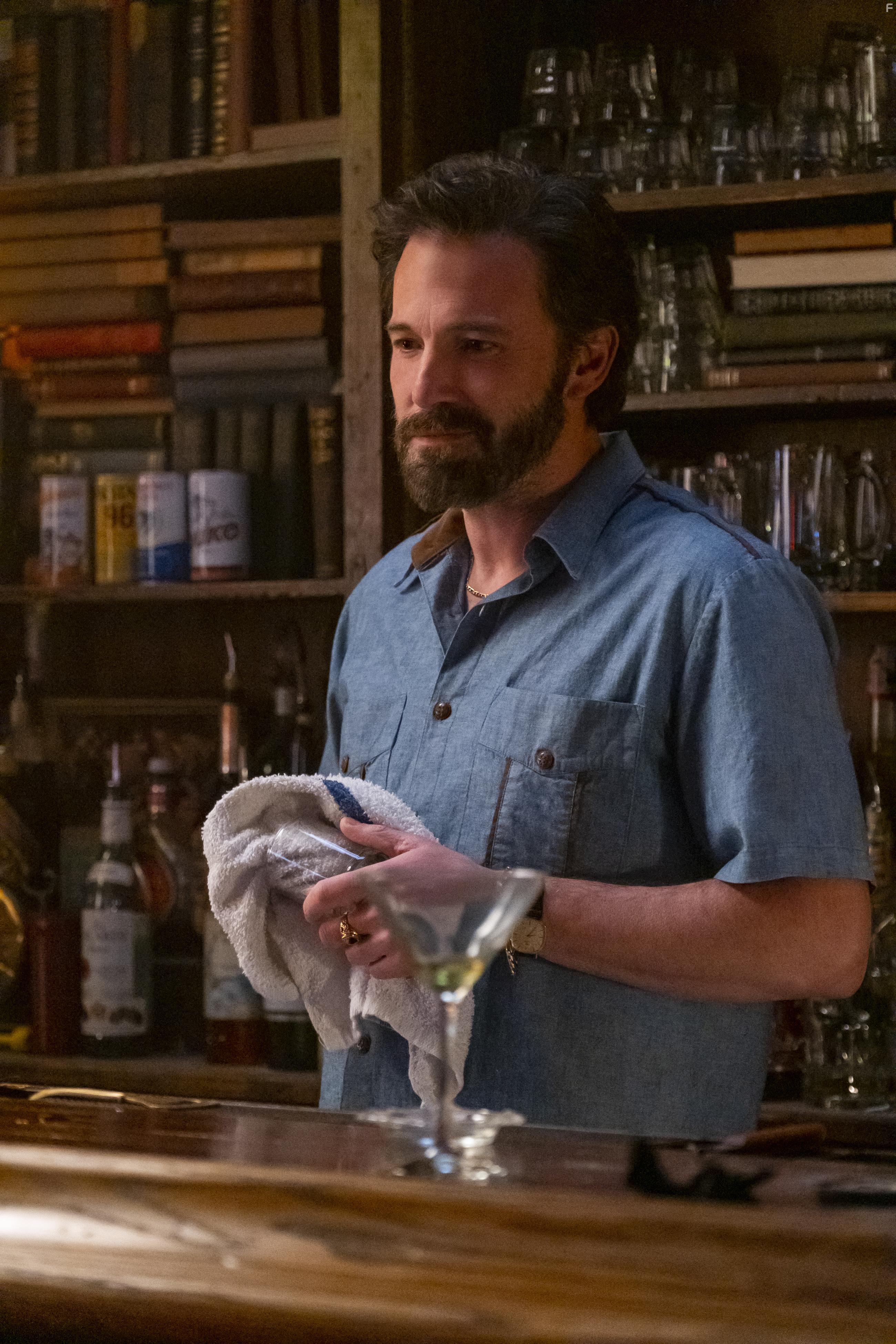 Ben Affleck in The Tender Bar (2021)