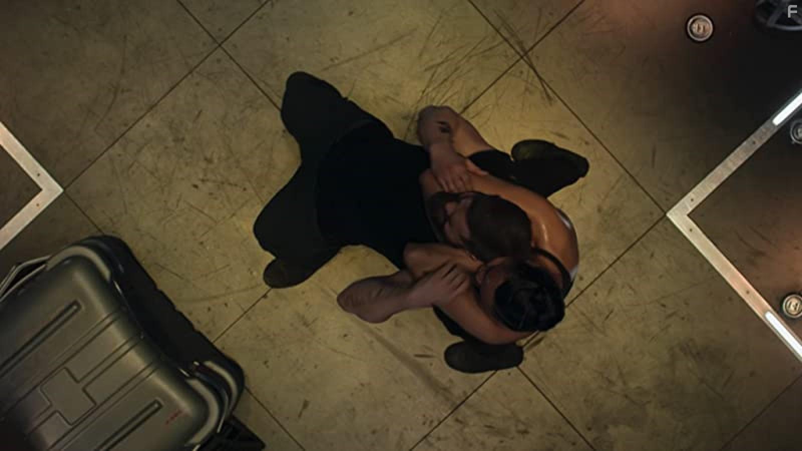 Wes Chatham and Frankie Adams in The Expanse: One Ship (2021)