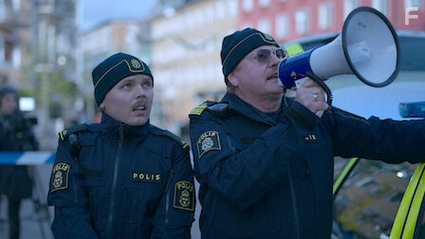 Anxious People (2021)