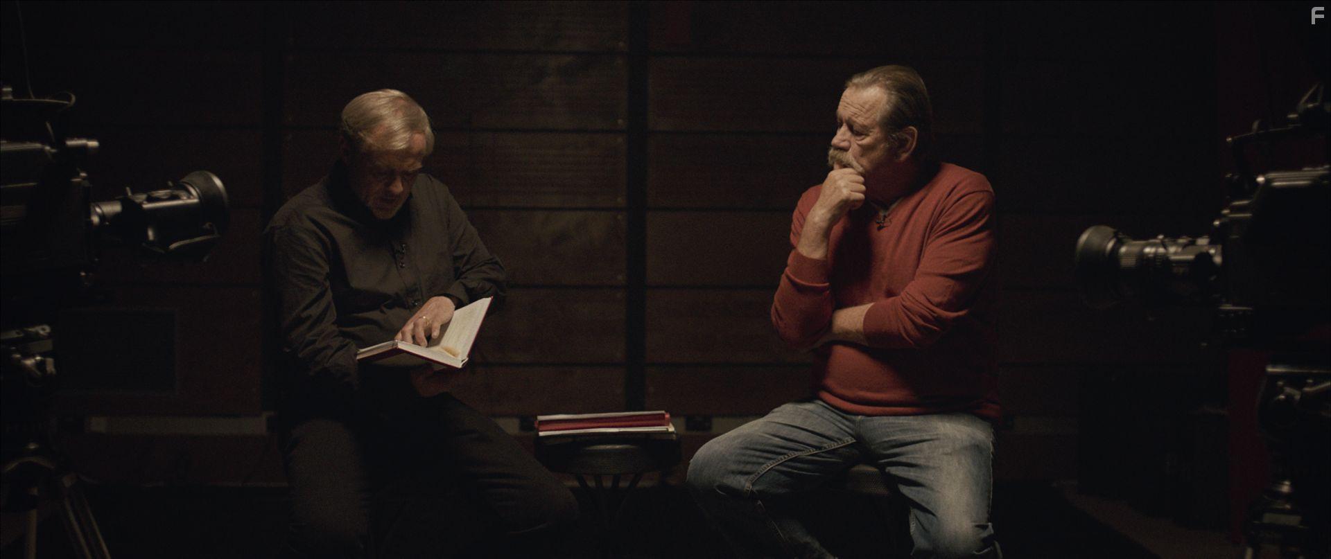 Vladimr Jedlovsky and Roman Luknr in Ostrm nozom (2019)