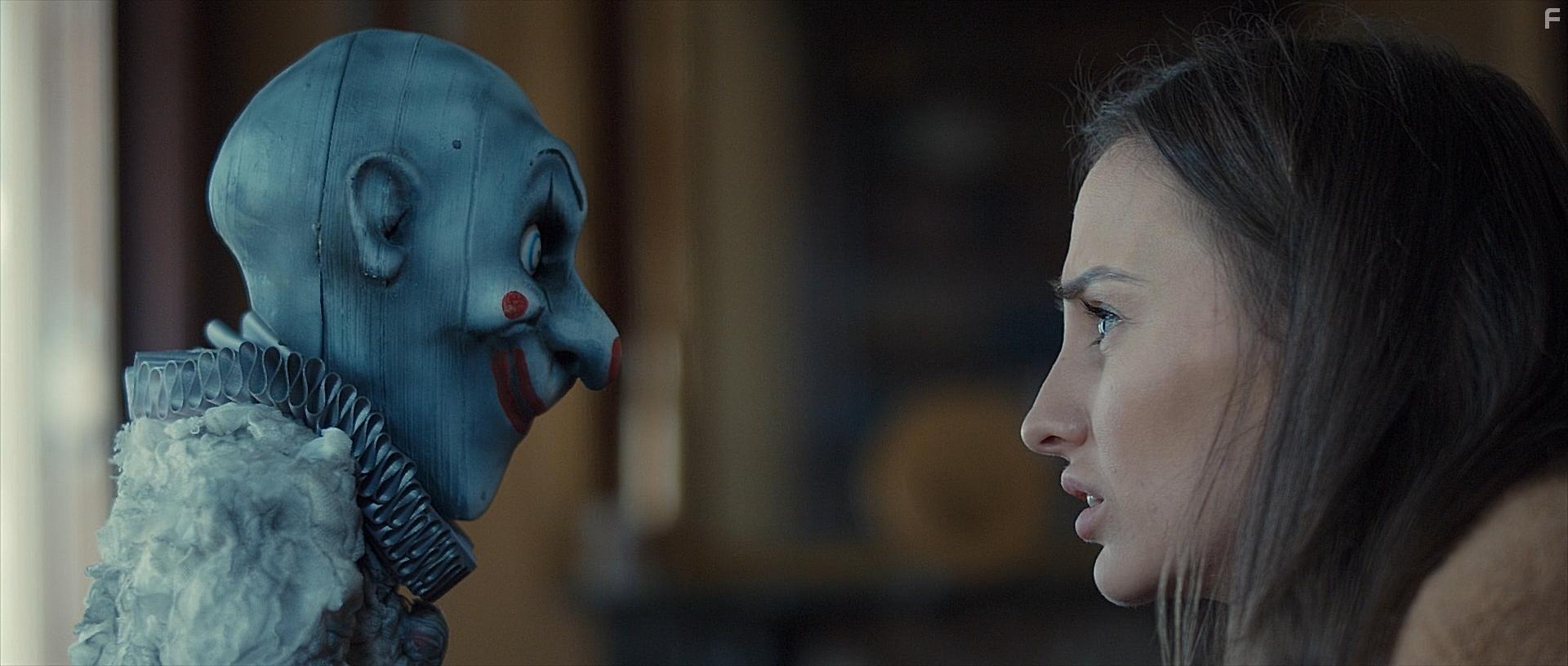 Mollie Hindle in The Jack in the Box: Awakening (2022)