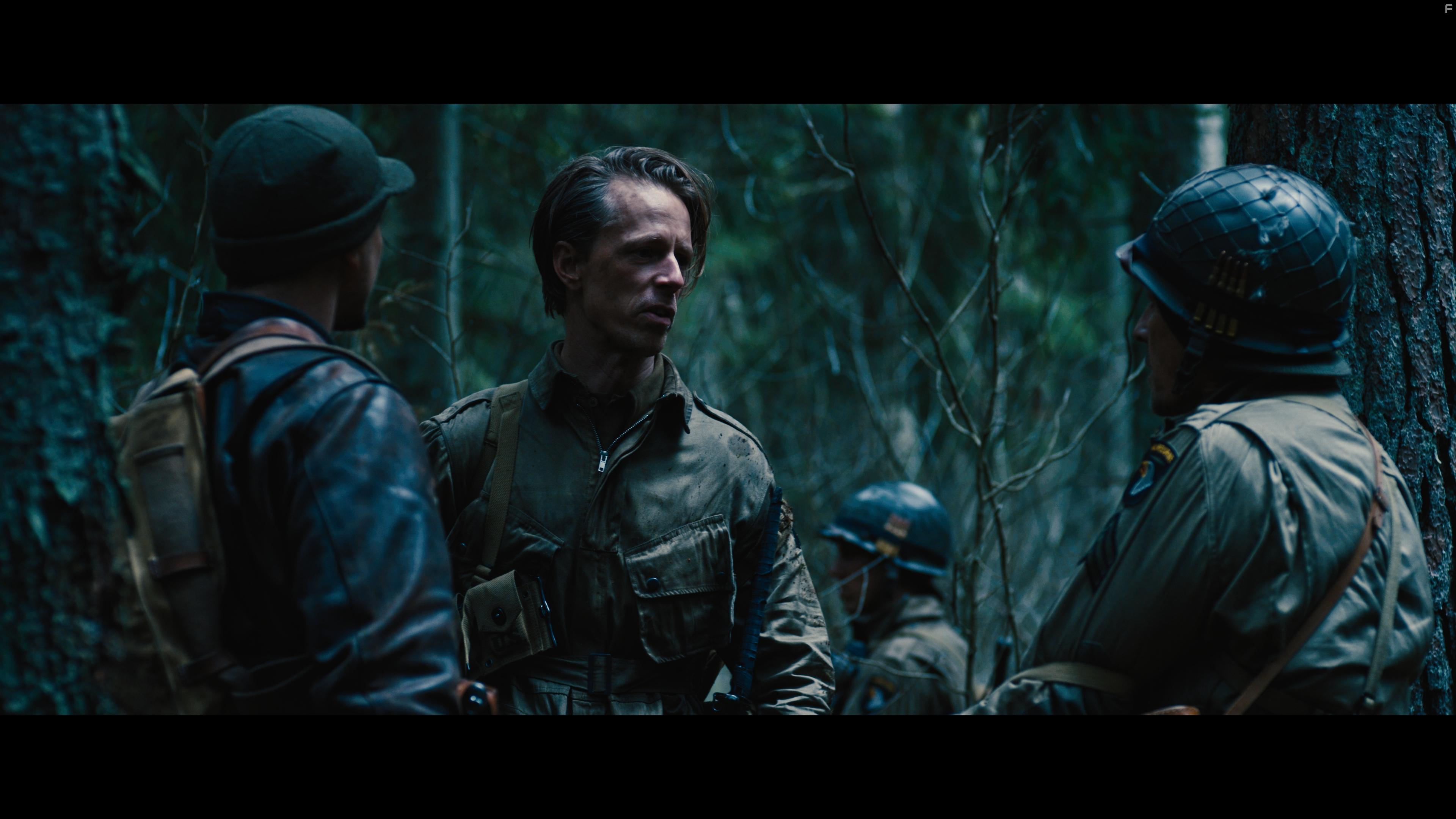 Robert Knepper, Jackson Rathbone, and Fredrik Wagner in WarHunt (2022)