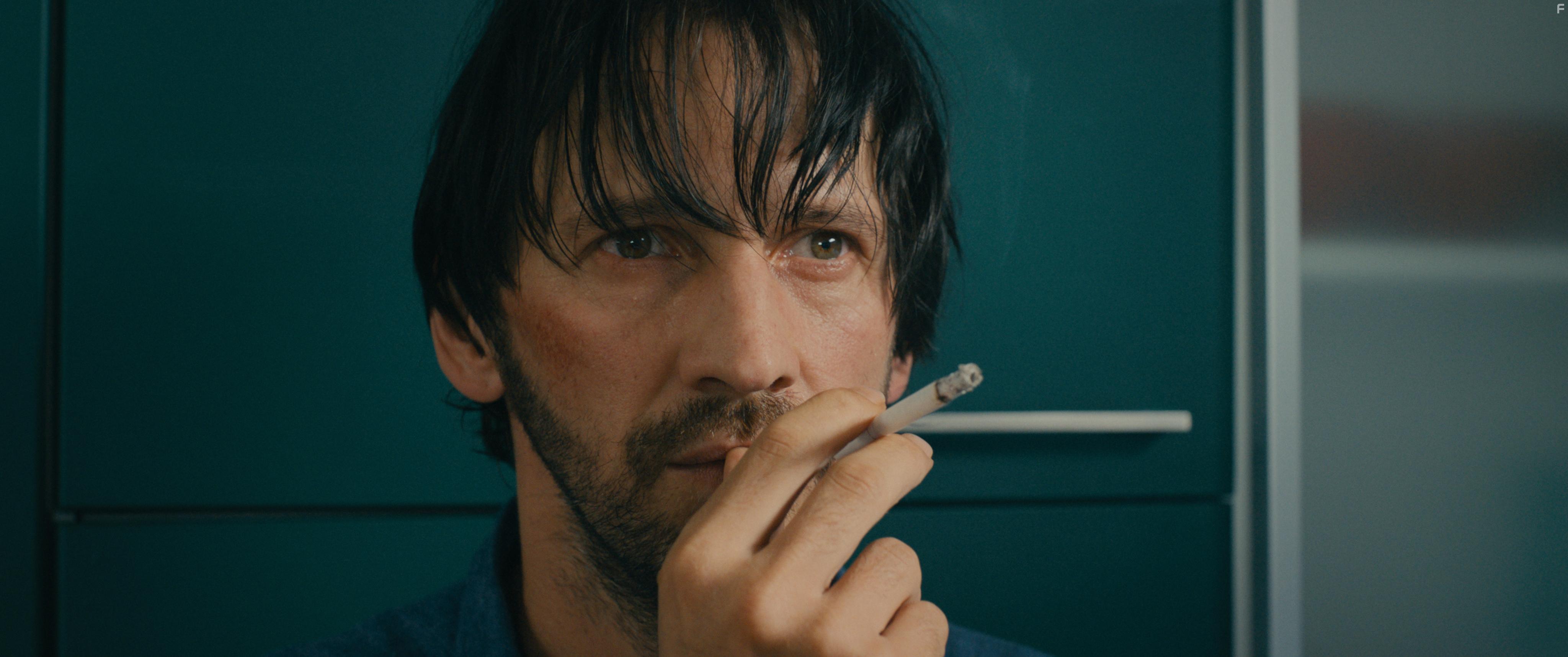 Bogdan Farcas in Neidentificat (2020)