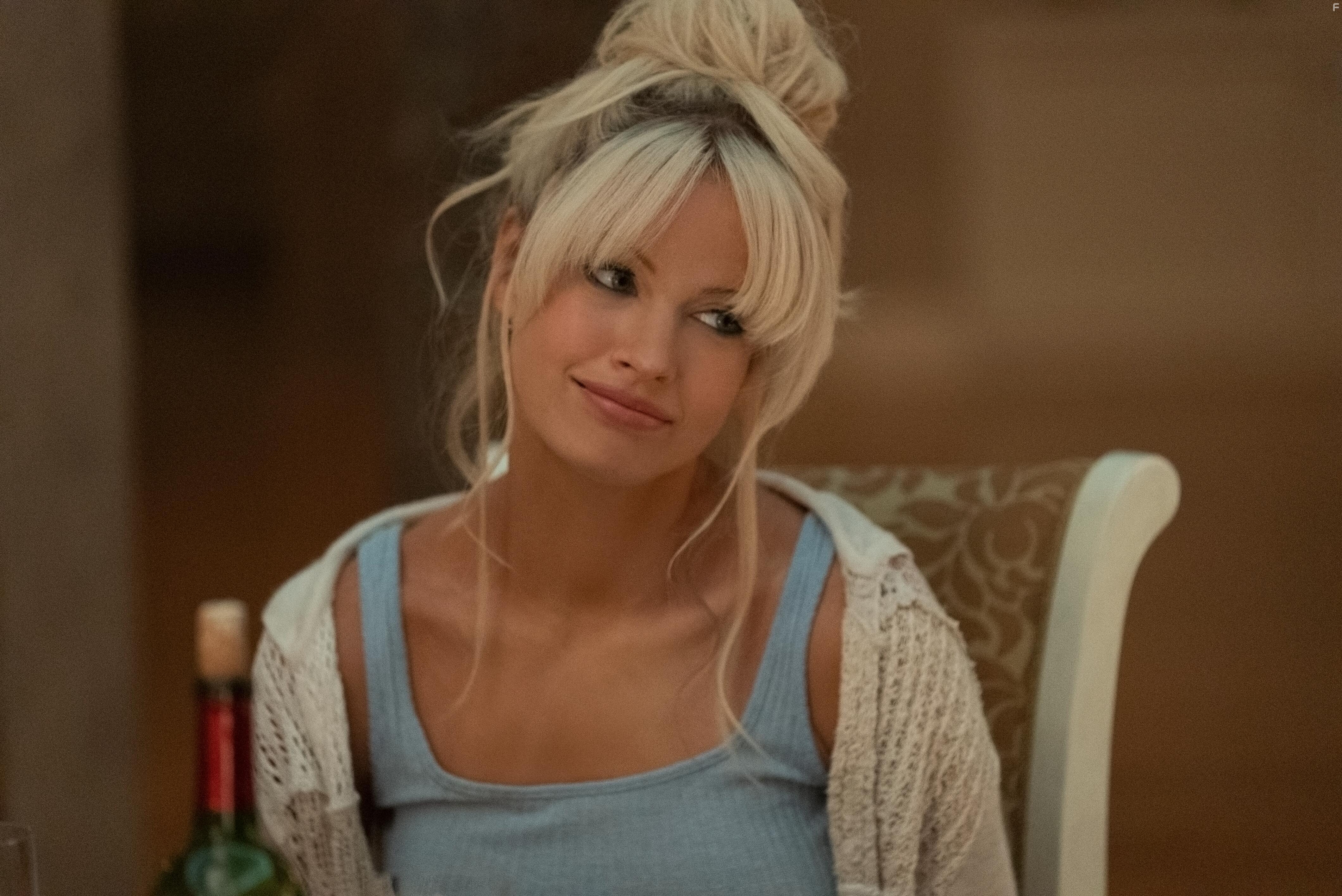 Lily James in Pam & Tommy (2022)