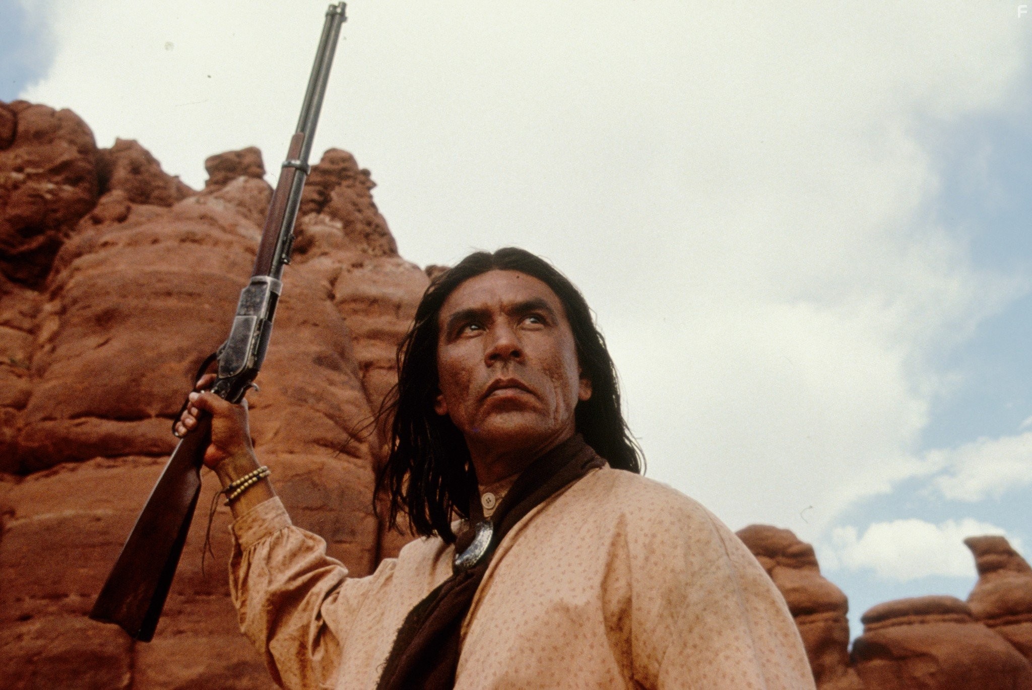 Wes Studi in Джеронимо: Американская легенда (1993)