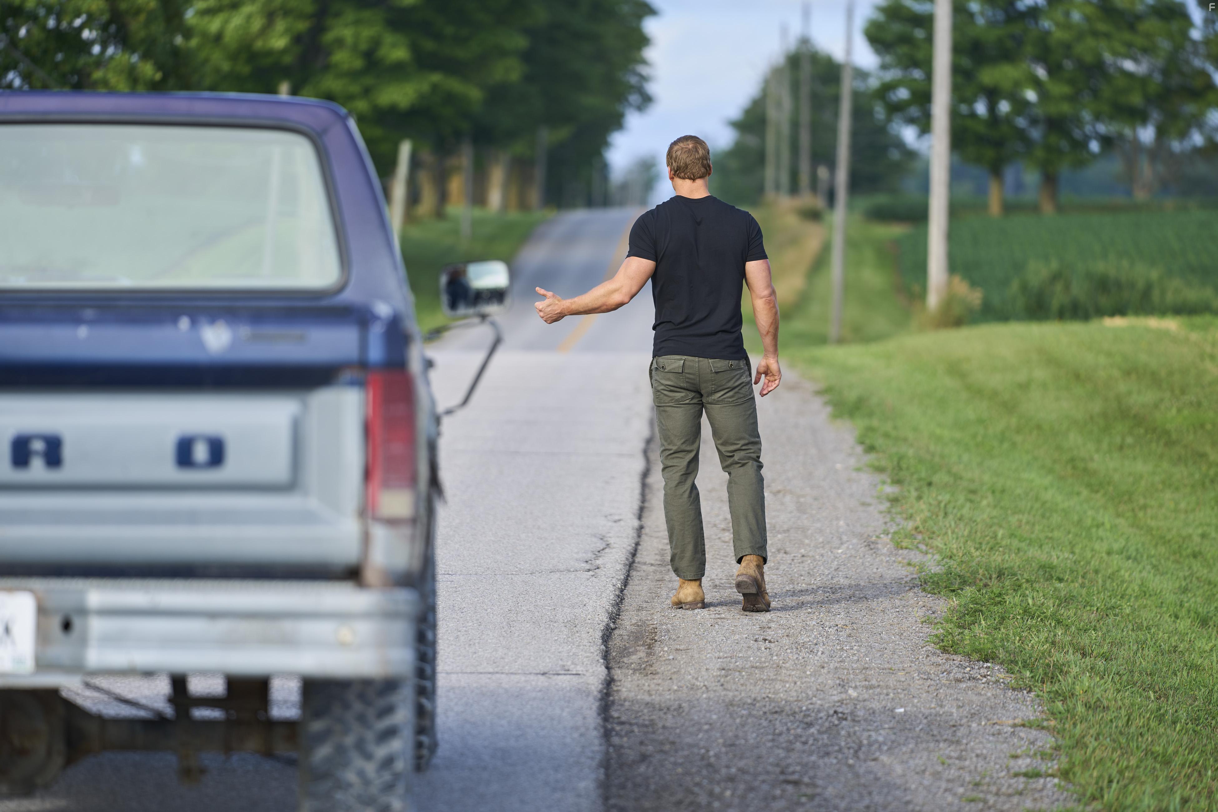 Alan Ritchson in Reacher: Pie (2022)