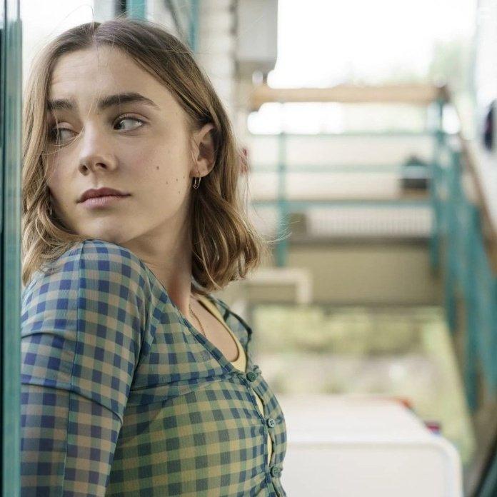 Clara Galle in A travs de mi ventana (2022)