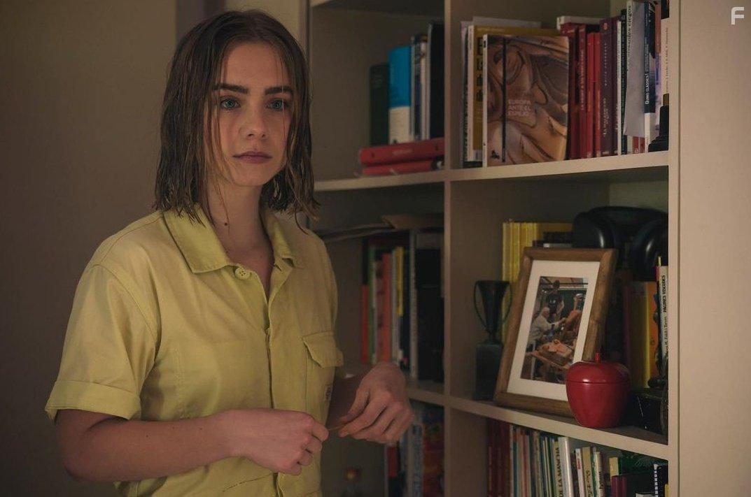 Clara Galle in A travs de mi ventana (2022)