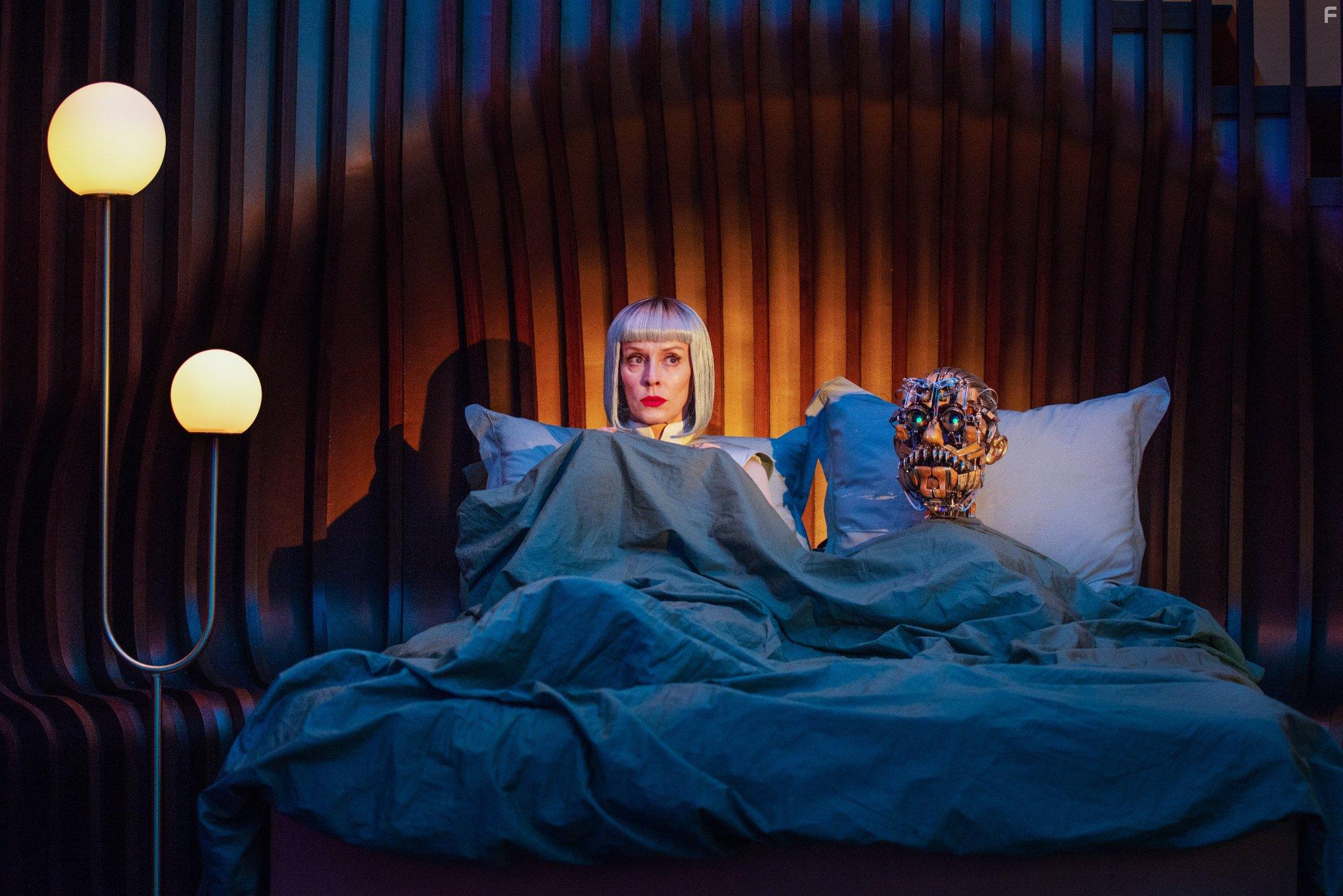 Claude Perron in Bigbug (2022)