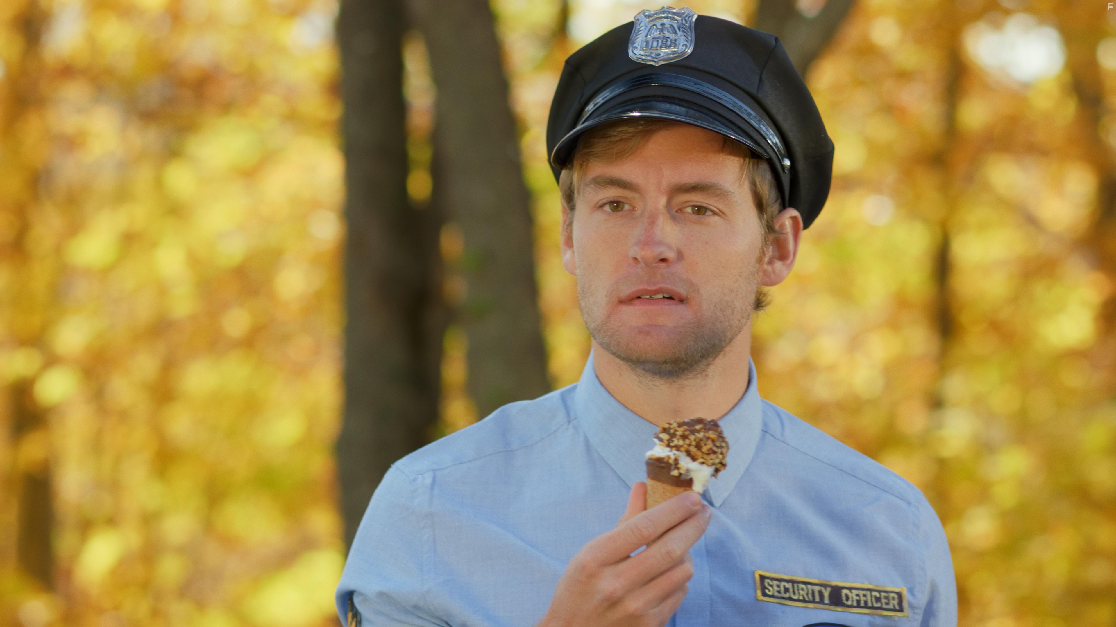 Ian Fisher in Hotel Limbo (2020)