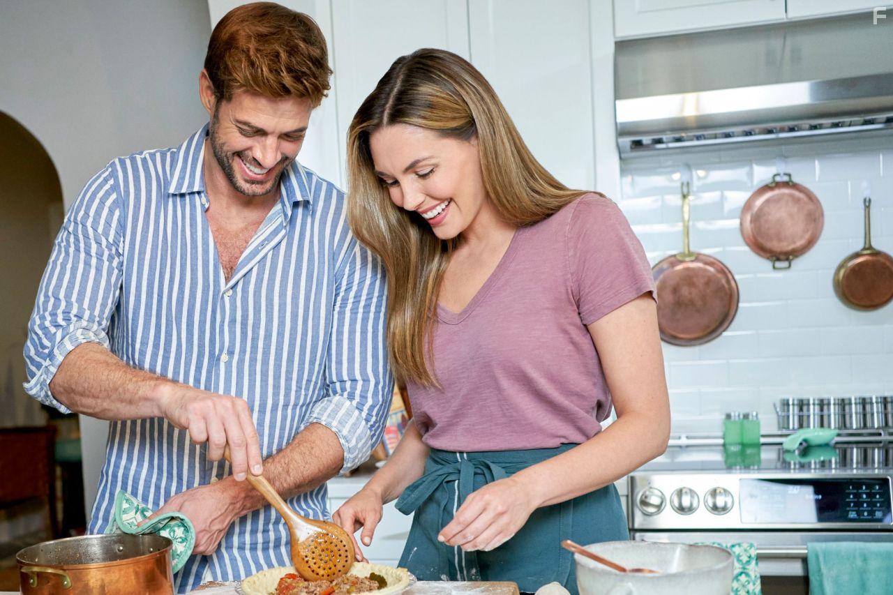 Taylor Cole and William Levy in South Beach Love (2021)