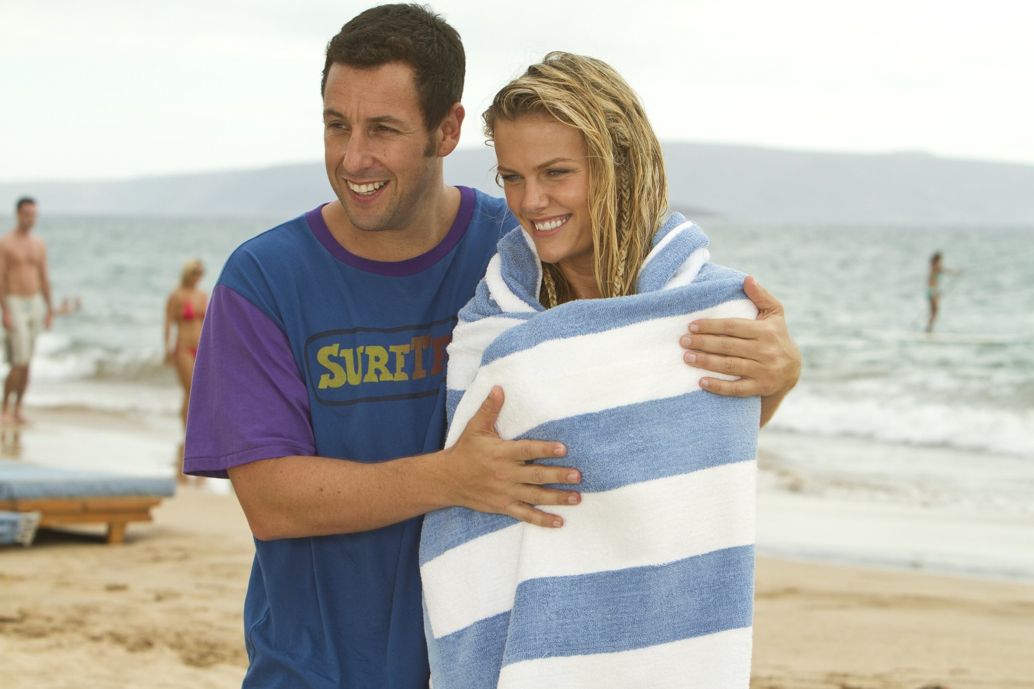 Adam Sandler and Brooklyn Decker in Притворись моей женой (2011)
