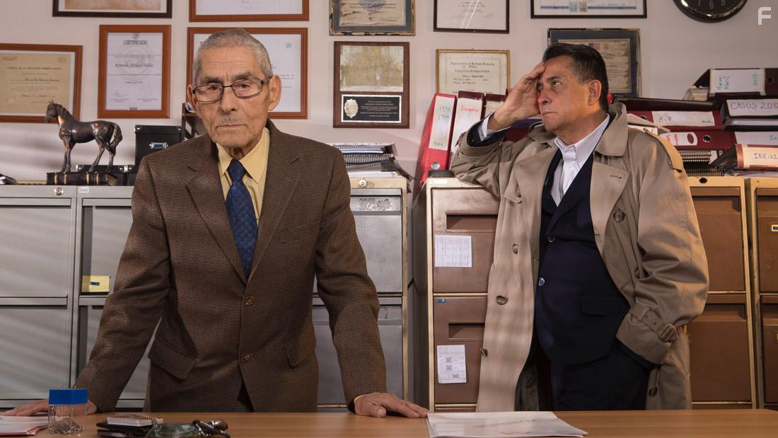 Sergio Chamy, Romulo Aitken, and Maite Alberdi in El Agente Topo (2020)